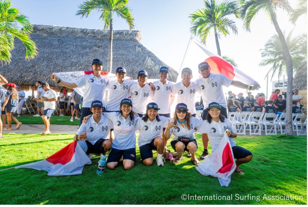 2025 ISA WORLD SUP & PADDLEBOARD CHAMPIONSHIP 開会式集合写真