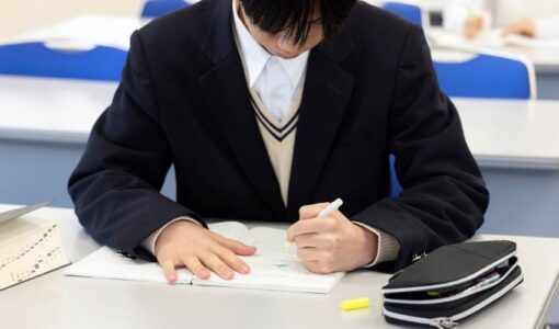 高卒資格と高卒認定の違いとは？進学・就職への影響と選び方を解説