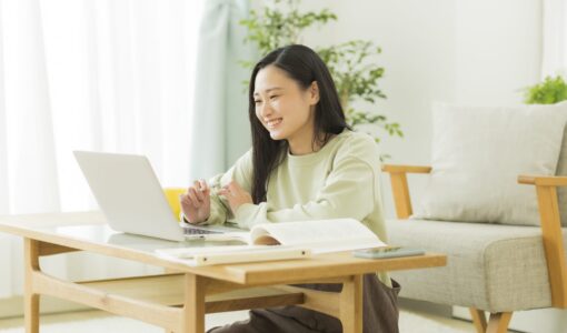 通信制高校の授業ってどうなの？仕組みや内容、学び直しまで徹底解説