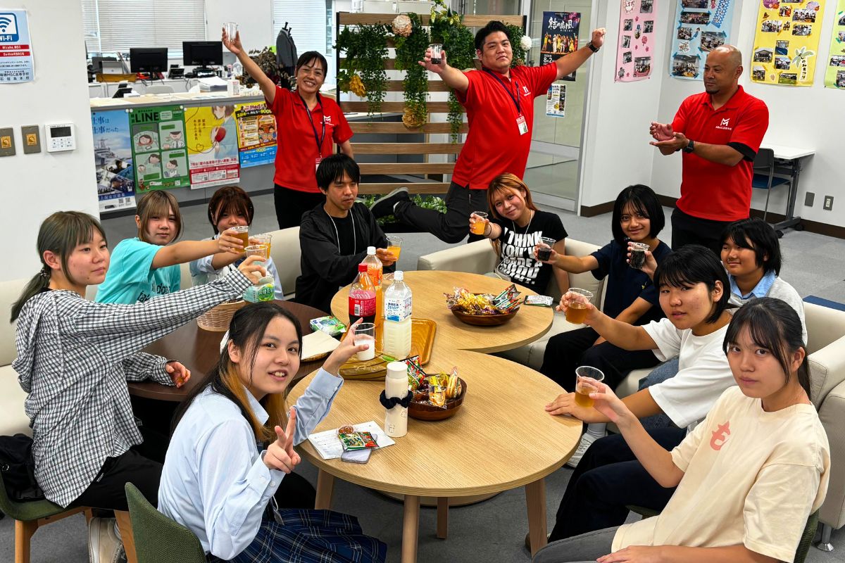 秋のオープンキャンパスフェスティバル　石垣島キャンパス会場　集合写真