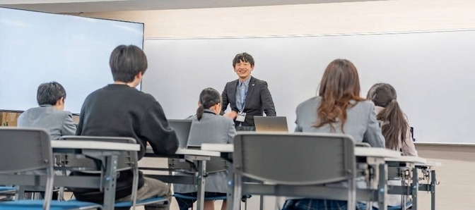 スクーリング（登校日）